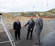 President Ilham Aliyev examines construction progress in 2-4 km section of Baku-Alat highway (PHOTO)